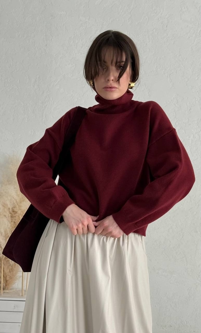 юбка плиссе,джемпер бежевый,бежевая юбка,трикотажная юбка,юбка плиссе остин