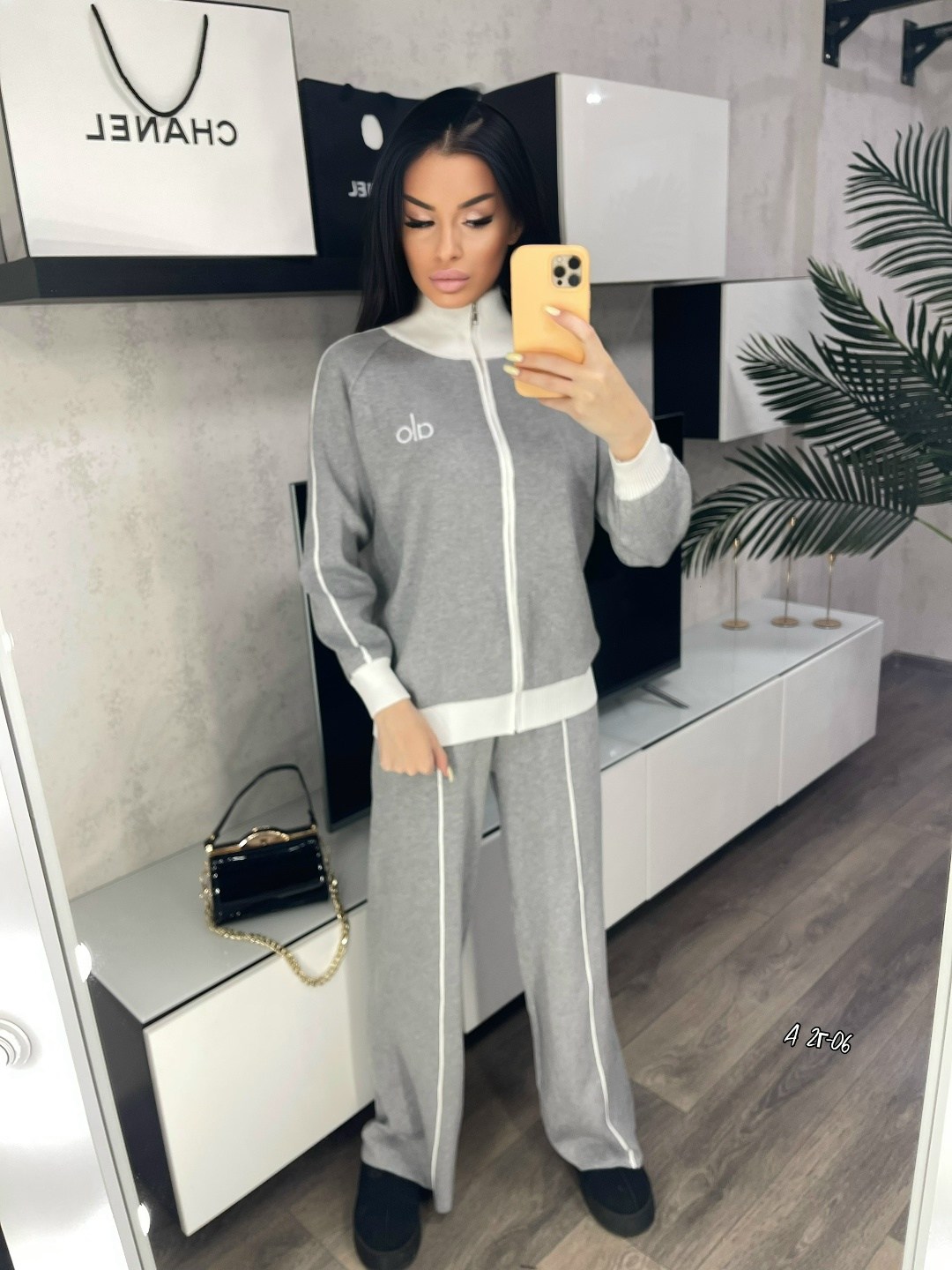 стильные костюмы,модные костюмы,костюм трикотажный,костюмы спортивные женские,женские костюмы