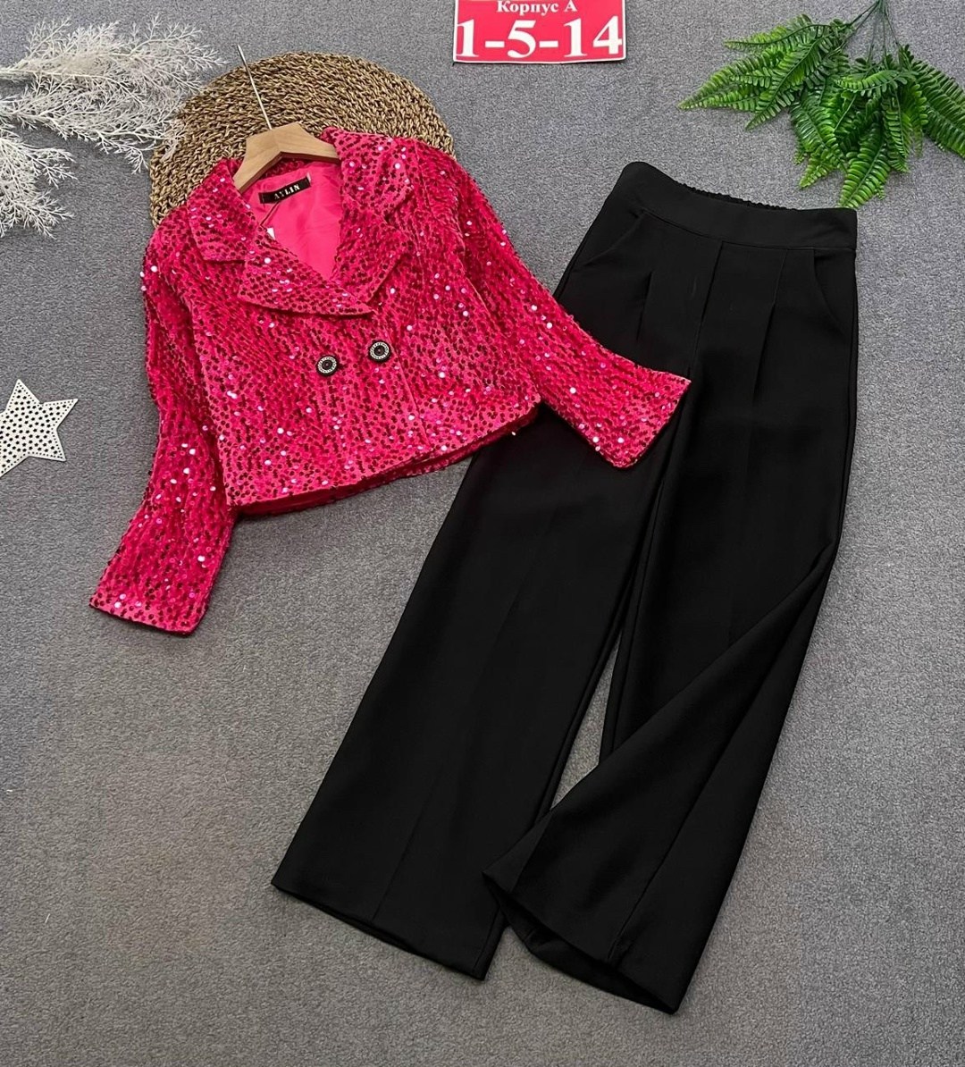 костюмы брючные,пальто детское,жакет для девочек,костюм пиджак,костюм брючный для девочки