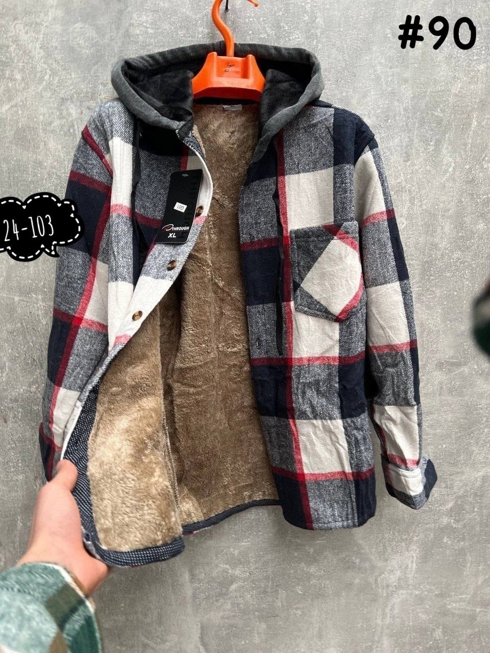 рубашка в клетку с капюшоном,рубашка с капюшоном,рубашка теплая,клетчатая рубашка с капюшоном,теплая рубашка в клетку