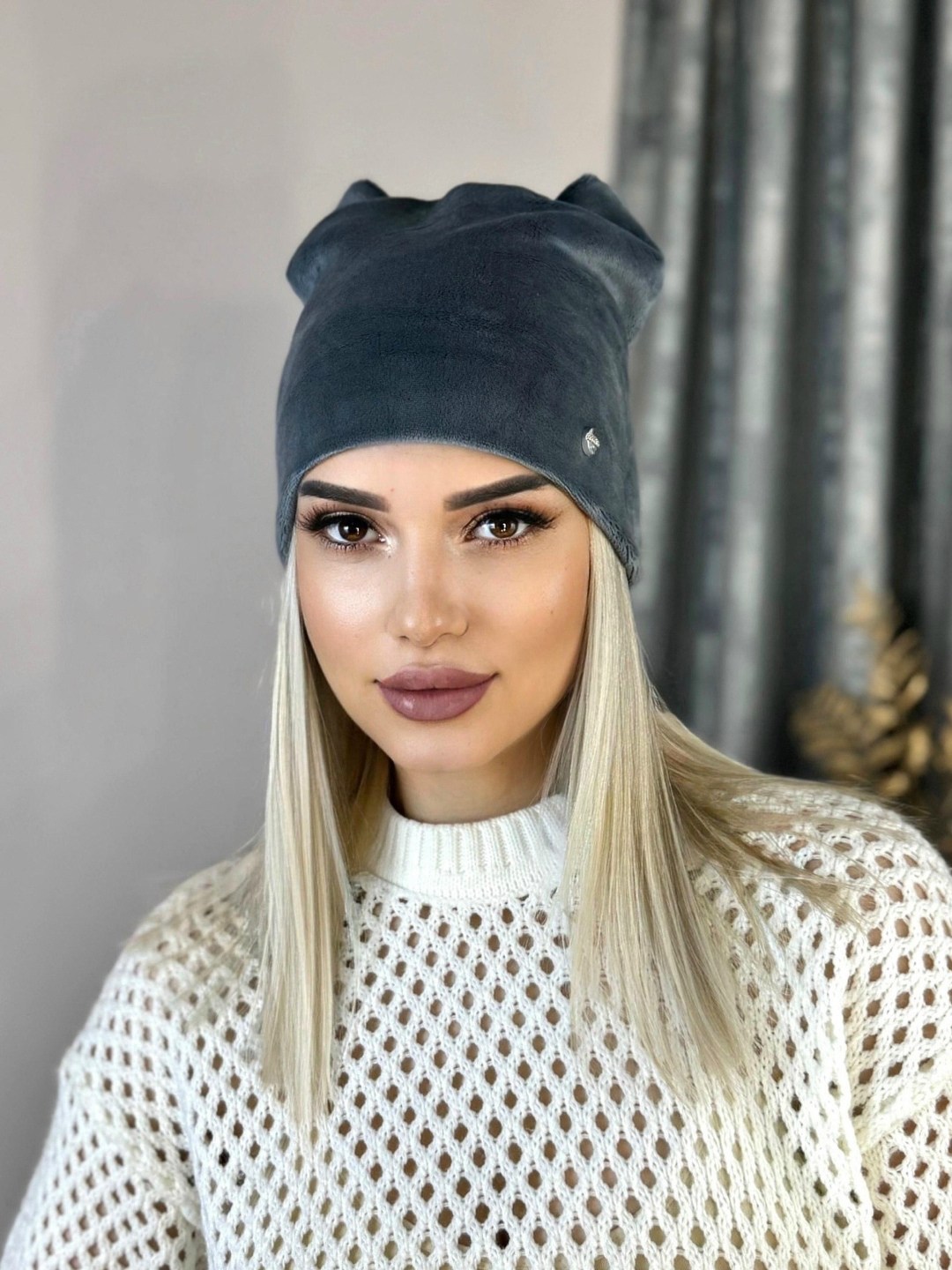 шапка женская,шапка для женщин,шапка женская велюровая,шапка черная женская,велюровая шапка