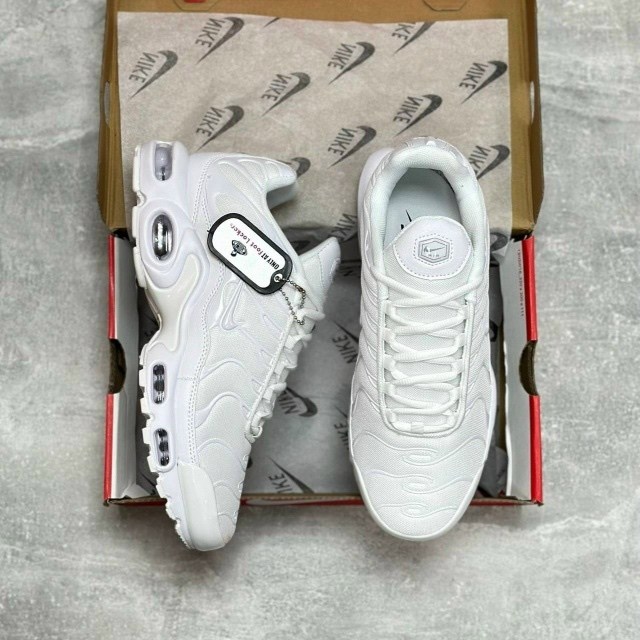 кроссовки nike air max plus tn,nike air max plus tn white,кроссовки nike air max plus,nike air max tn plus,nike air max plus
