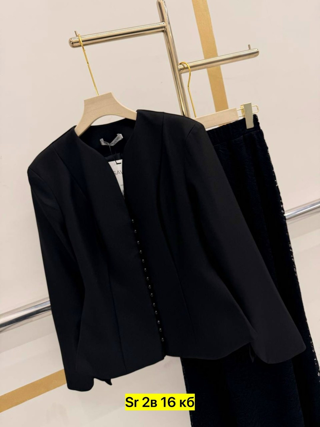 женские костюмы,костюм двойка женская,женские костюмы с юбкой,жакет и юбка,летние женские костюмы