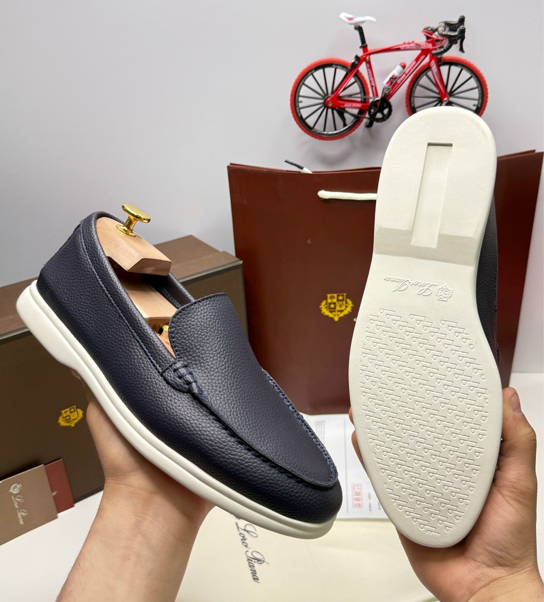 loro piana лоферы мужские,,loro piana лоферы,loro piana кожаные лоферы,модные лоферы