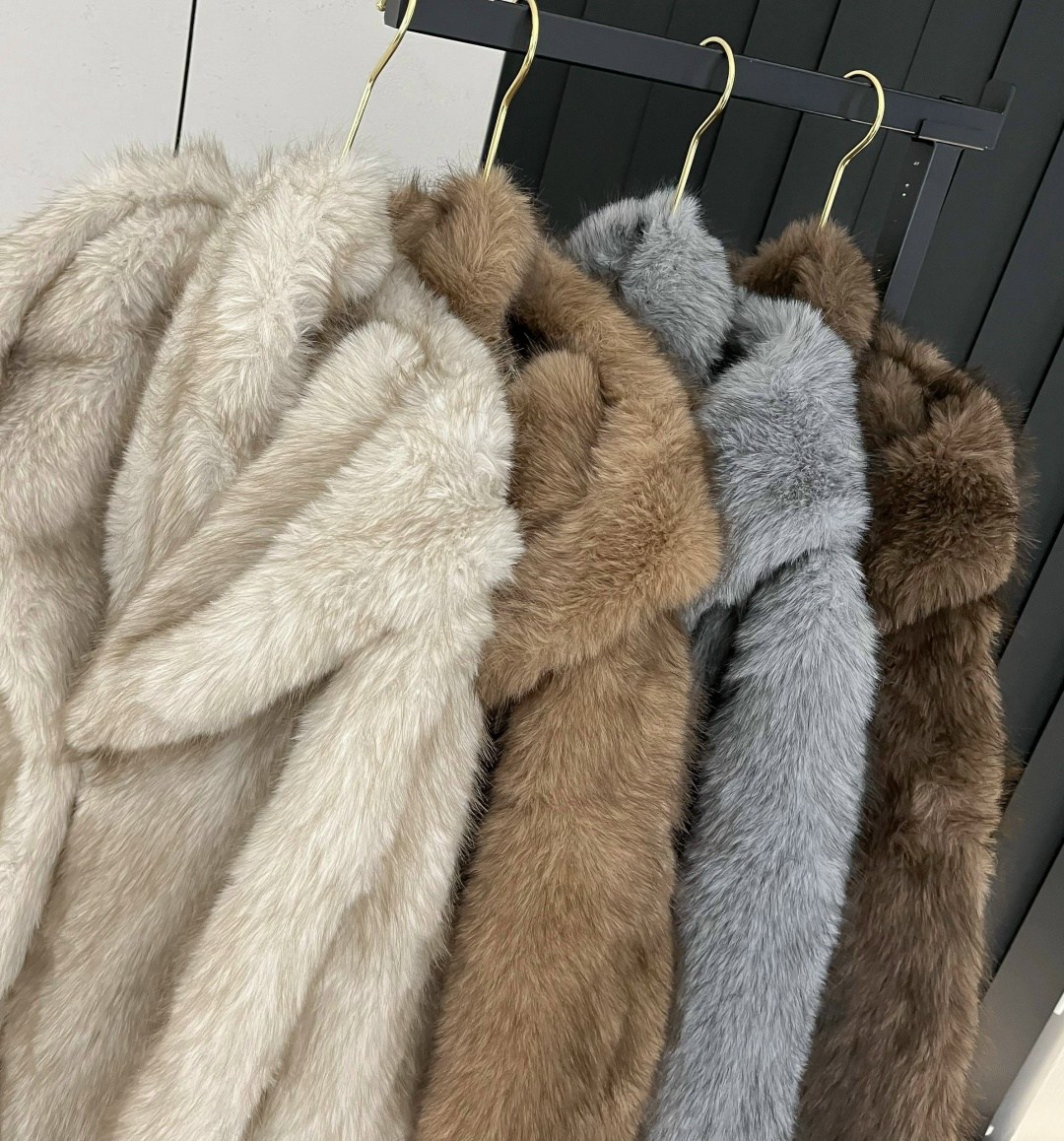 пальто из искусственного меха,меховое пальто,искусственная шуба,пушистое пальто,шуба женская