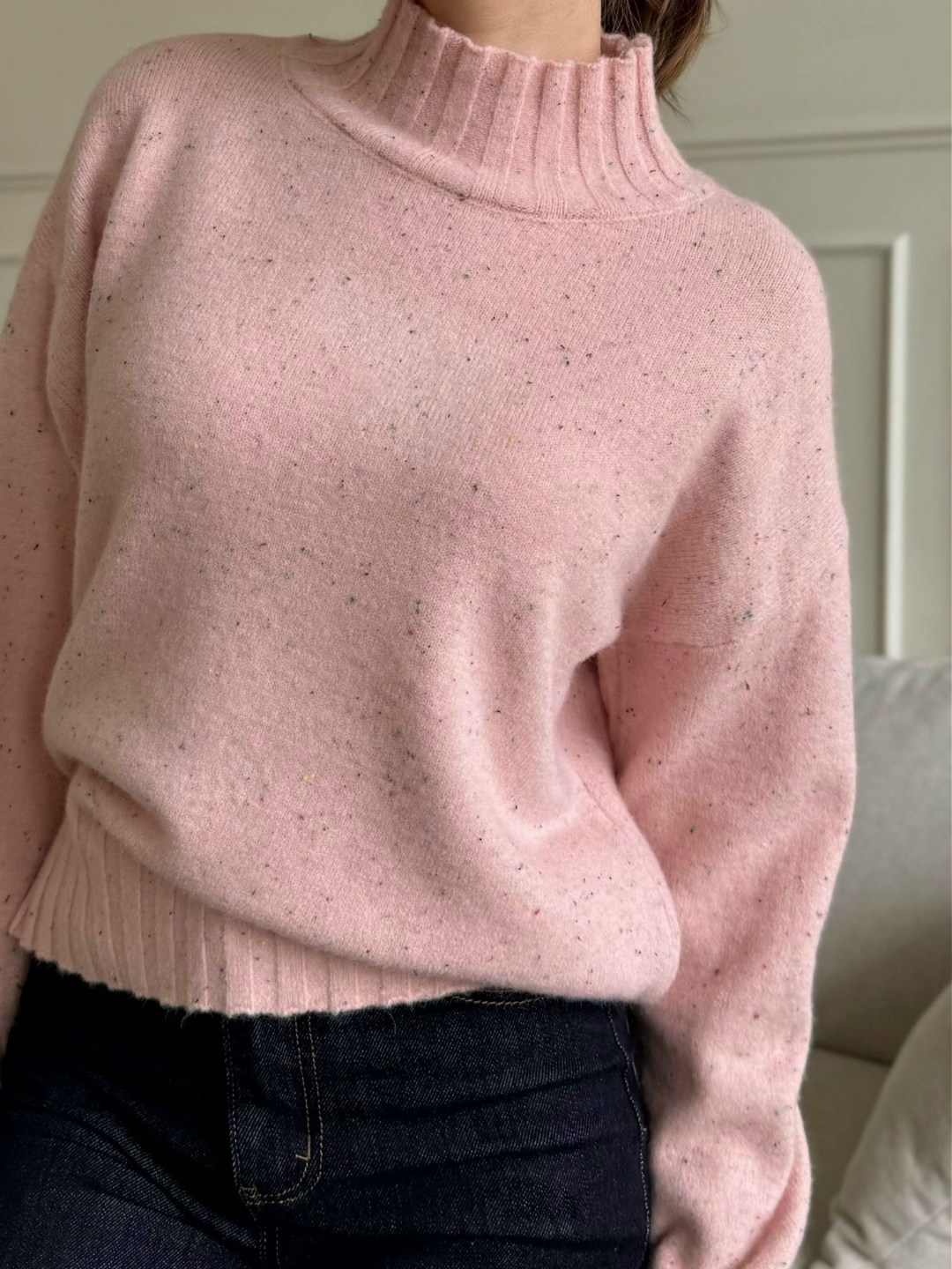 розовый свитер,свитер,вязаные свитера,вязаные джемпера,свитера женские