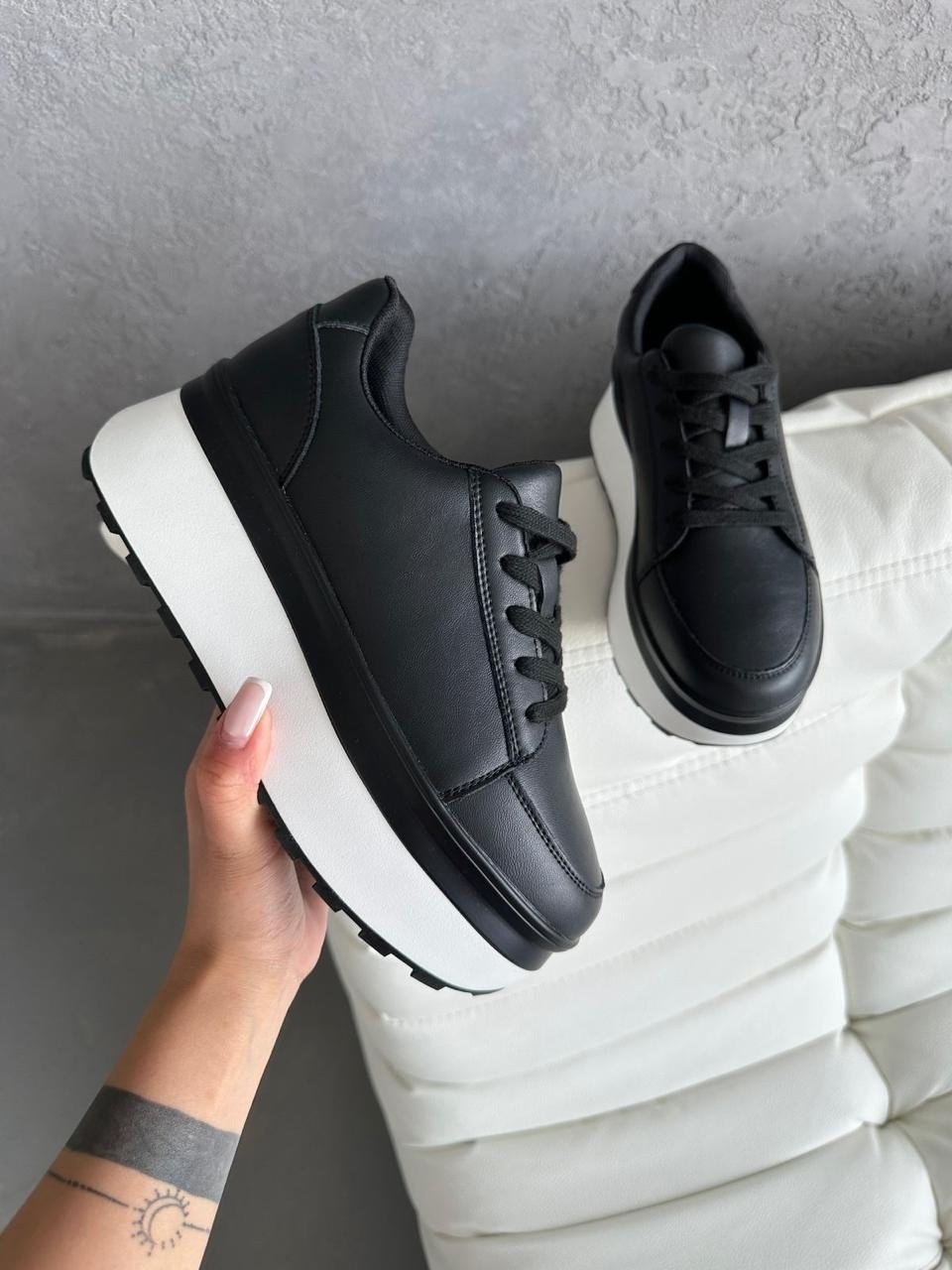 ,женские кроссовки,кроссовки женские на платформе,спортивная ,стильные женские кроссовки