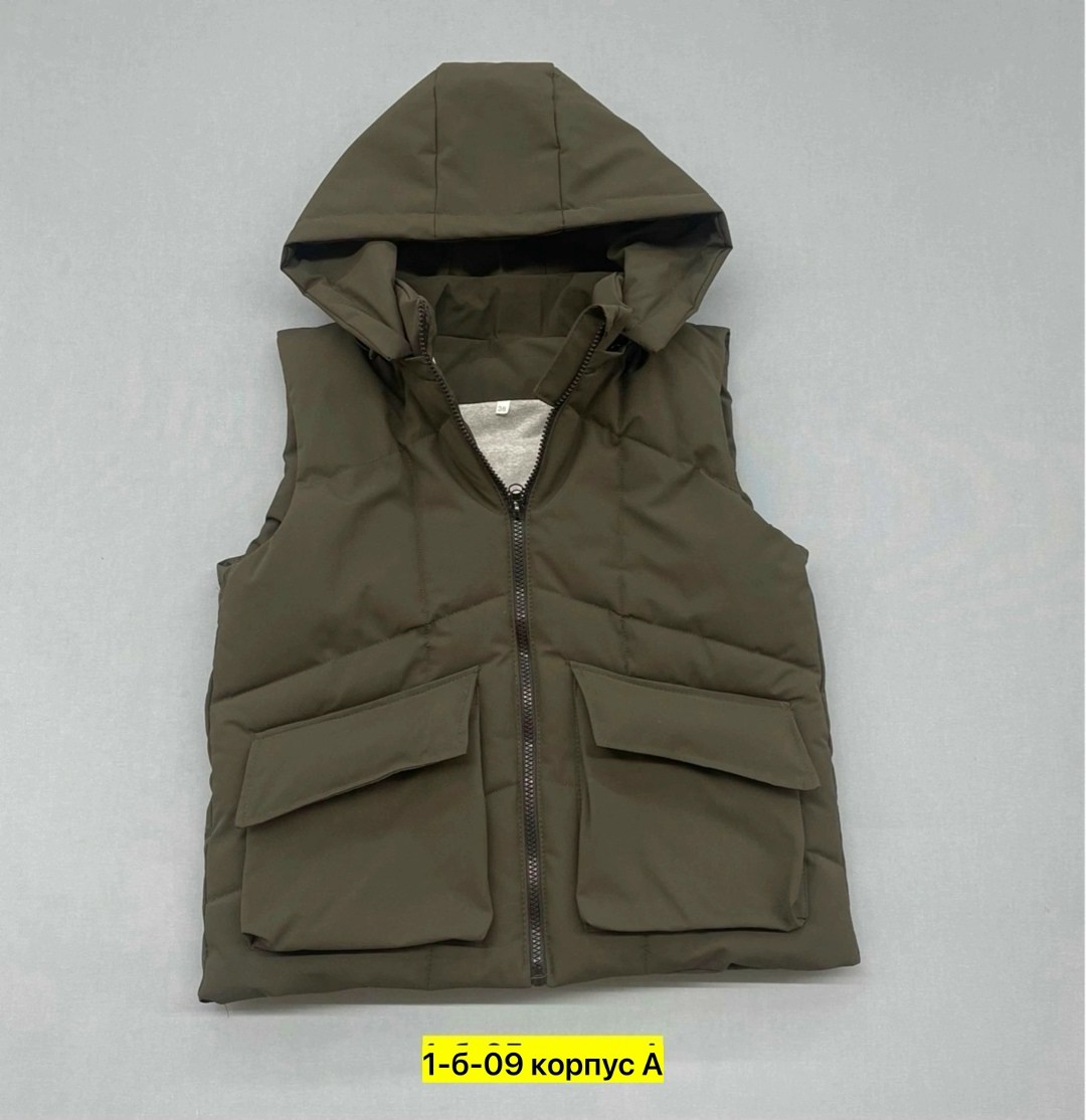 жилетка безрукавка утепленная с капюшоном,жилетка безрукавка утепленная,жилетка теплая,жилетка безрукавка утепленная детская,жилетка