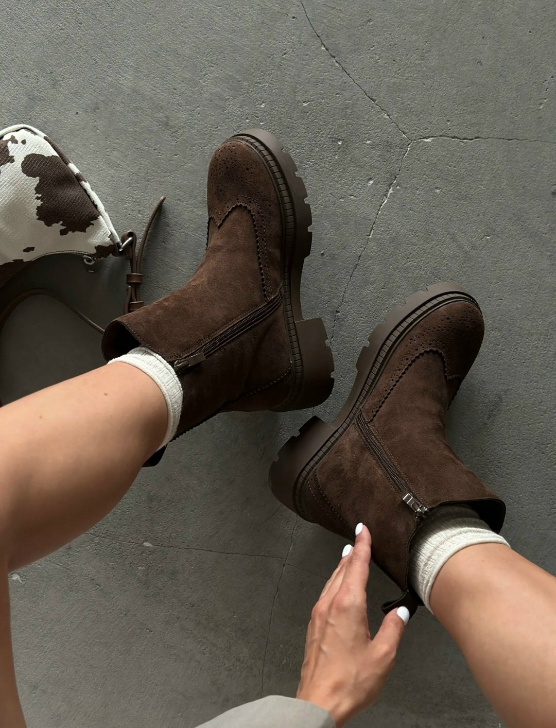 ,женские ботинки челси,замшевые коричневые челси,замшевые ботинки челси,ботинки челси