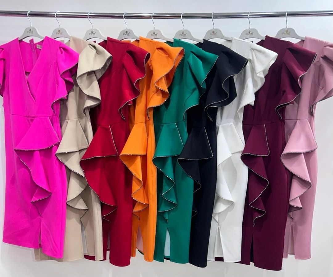 платье с рюшами,коктейльные наряды, люкс,,модное платье