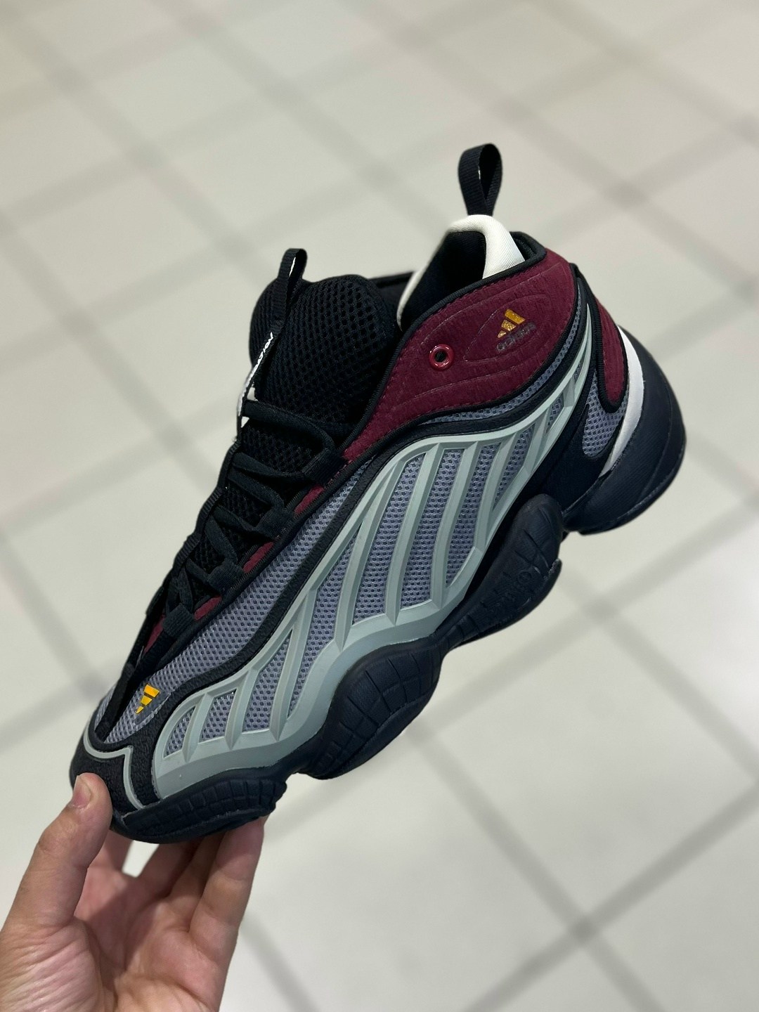 кроссовки adidas,кроссовки adidas yeezy 500,мужские кроссовки adidas,кроссовки adidas original,кроссовки adidas yeezy