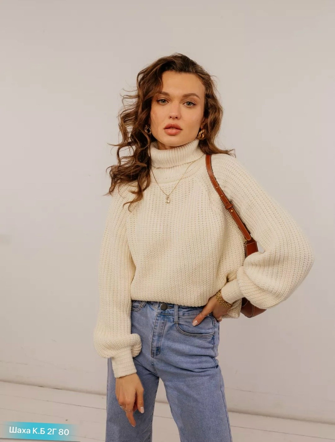 джемпер бежевый,вязаный свитер оверсайз,вязаные свитера,свитер оверсайз джемпер,свитер