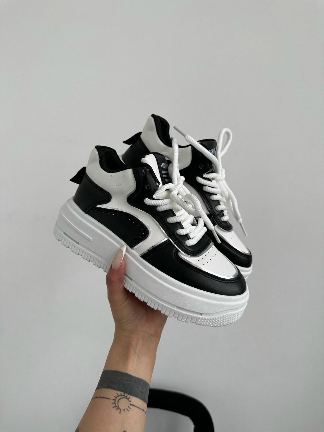 ,кроссовки женскиe,кроссовка,модные кроссовки,кроссовки эко кожа