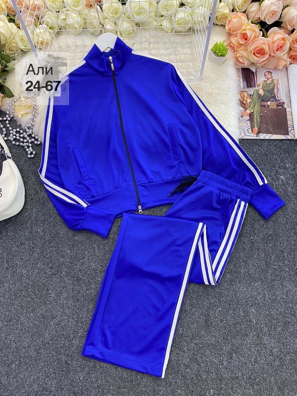 женские спортивные костюмы,спортивный костюм адидас женский красный,костюм спортивный стильный,костюм женские спортивные костюмы,костюм спортивный женские спортивные костюмы