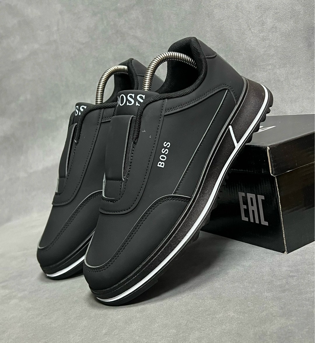 ,кроссовка мужской,модели обуви,мужские кроссовки,кроссовки boss