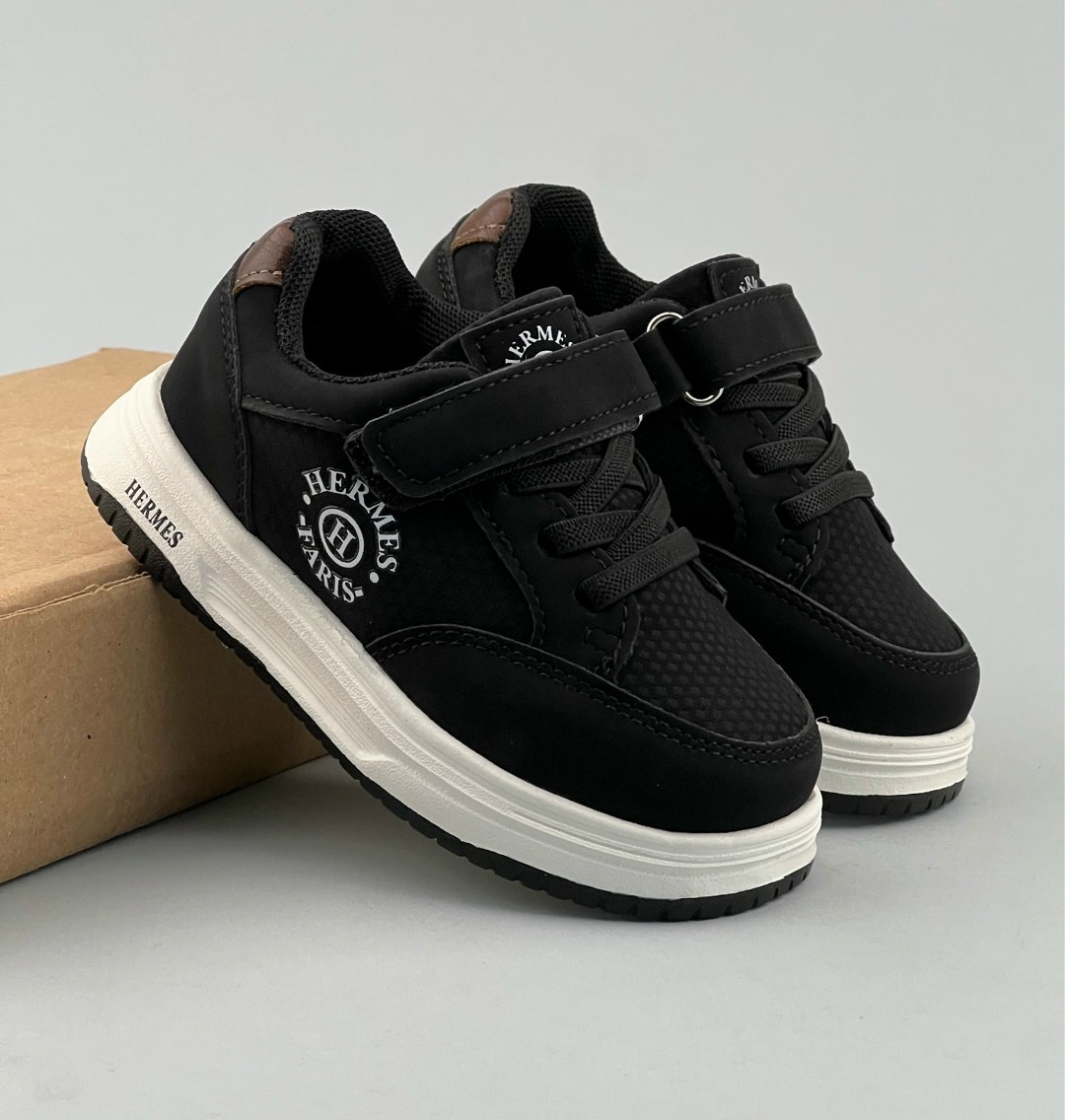 ,детские кроссовки,спортивная  для мальчика,кроссовки мальчику,спортивная