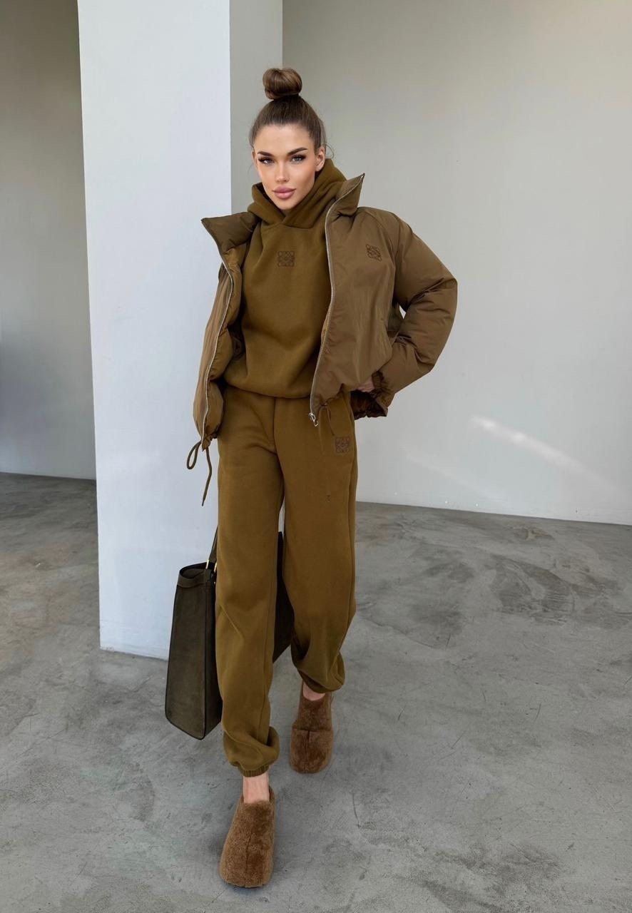 костюм тройка с курткой,костюм женский на флисе,стильные костюмы,модная куртка,костюм на флисе