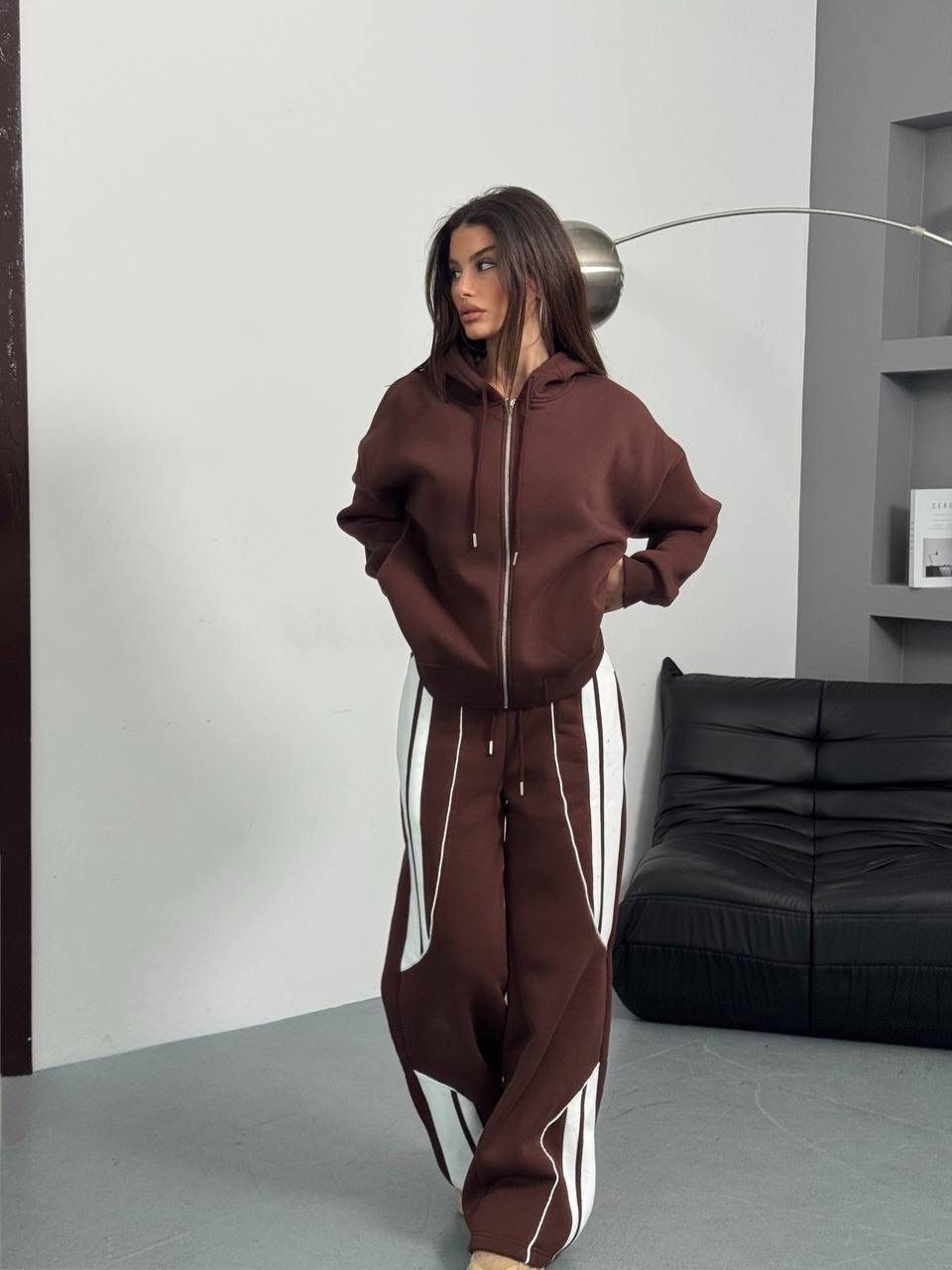 спортивные костюмы,костюмы спортивные женский,повседневный спортивный костюм,костюм с лампасами,костюмы в спортивном стиле