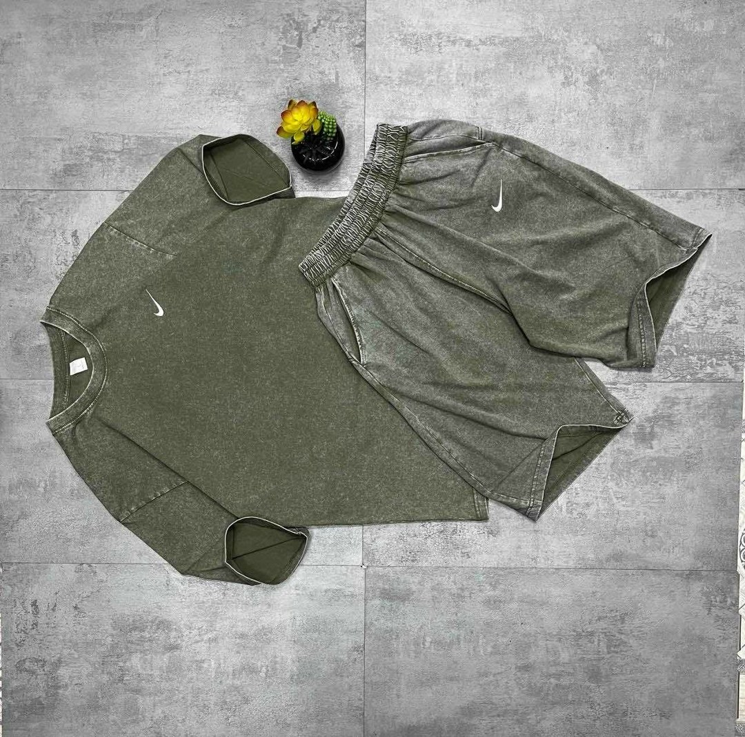 мужские костюмы,спортивные костюмы nike,спортивные костюм,шорты и футболка костюм,трикотажные костюмы