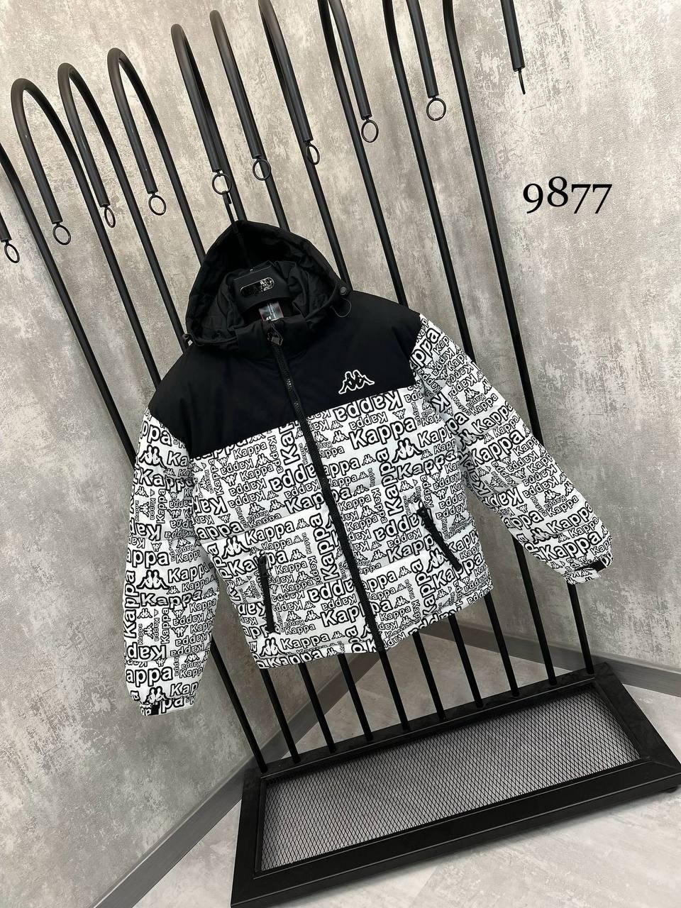 пуховик кристиан диор женский,пуховик двусторонний,модные пуховики,демисезонная куртка,куртка с принтом