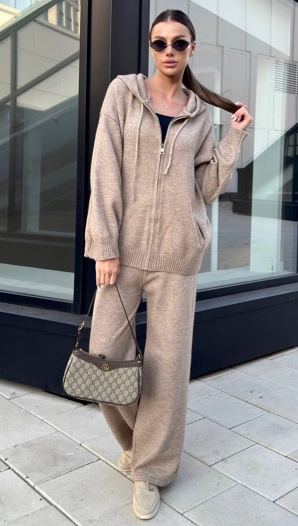 костюмы комплекты,костюмы женские,костюм трикотаж,трикотажные костюмы,вязаные костюмы