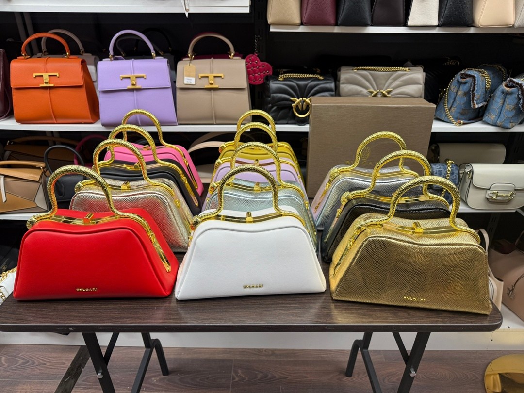 сумка,сумки женская,сумка bvlgari,сумка женская bvlgari булгари,модная сумка