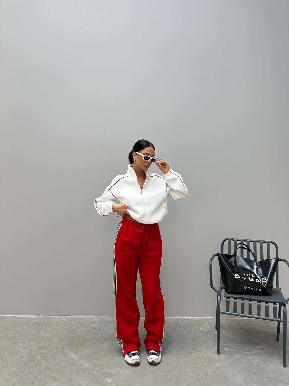 спортивные костюмы,спортивные костюмы женские,стильные костюмы,спортивная мода,костюм с лампасами