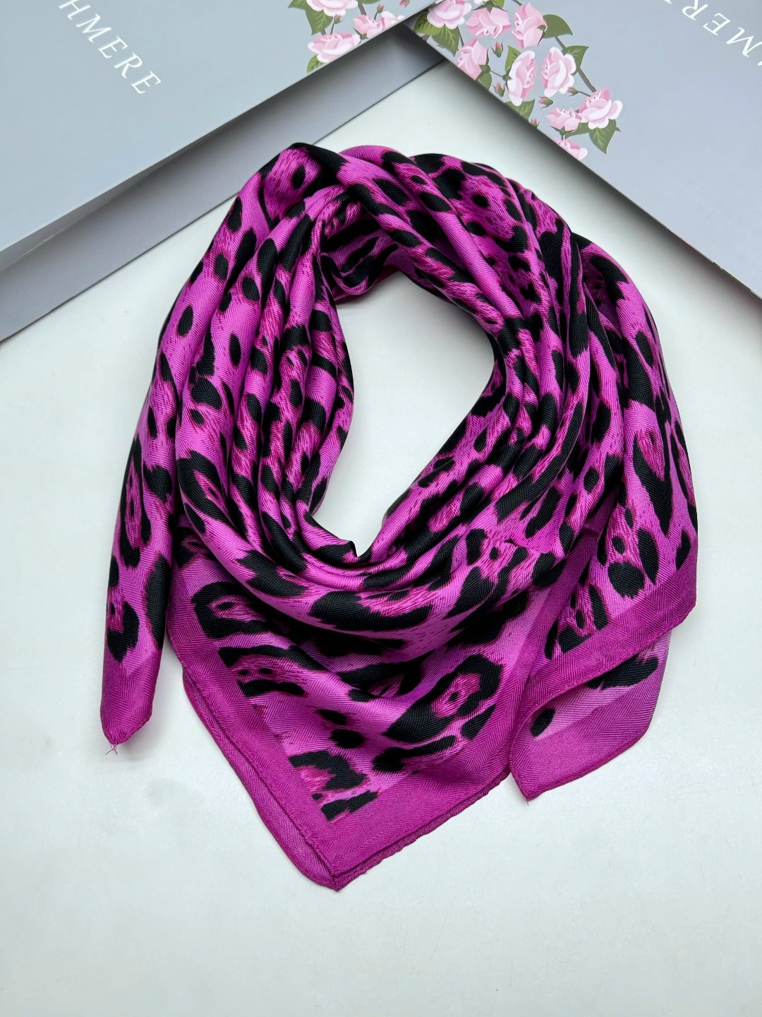 платки теплые женские,леопардовый платок на шею,шарф женский платок,платок леопардовый,платки и шарфы