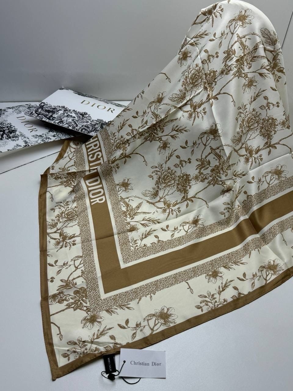 шелковый шарф,шарфы для женщин,шарфы и платки,шелковые платки,платки женские