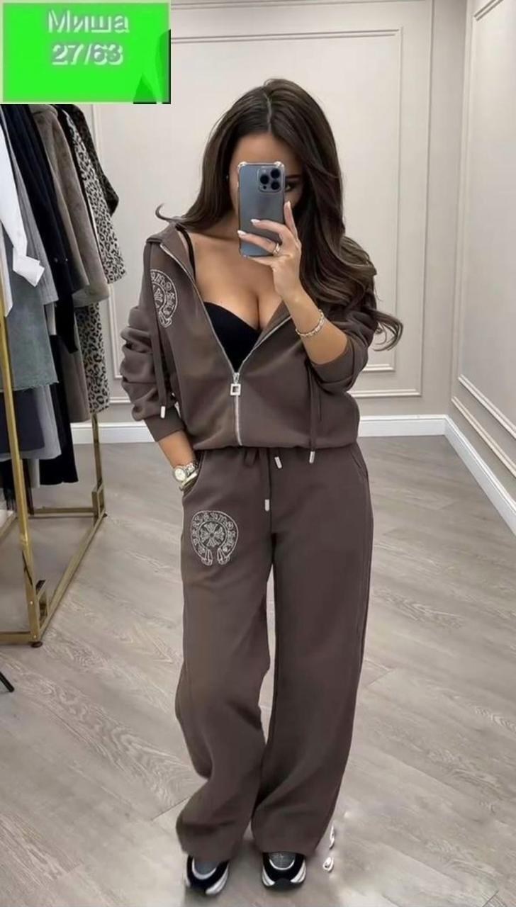 стильные костюмы,трикотажные костюмы,костюмы спортивные,костюм на флисе,женские спортивные костюмы