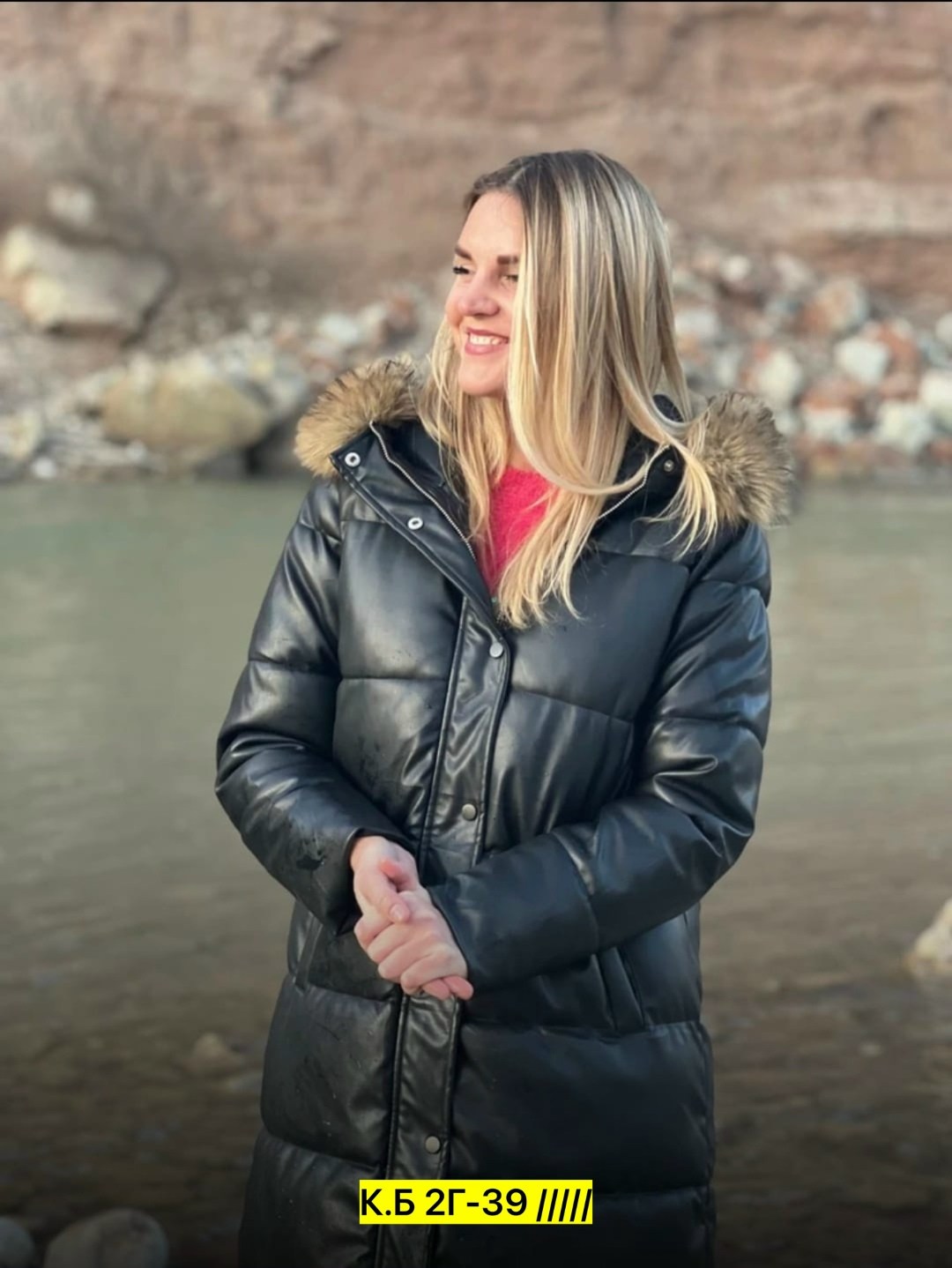 кожаный пуховик,кожаный пуховик женский,пуховик женский кожаный с капюшоном,кожаный пуховик с капюшоном,пуховик из натуральной кожи