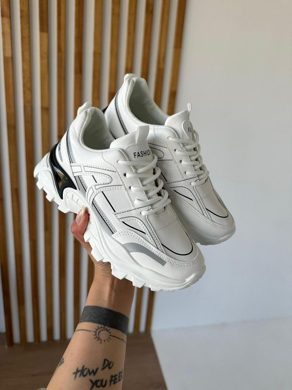 женские кроссовки,кроссовки,белые кроссовки,кроссовки модные,женские кроссовки белые