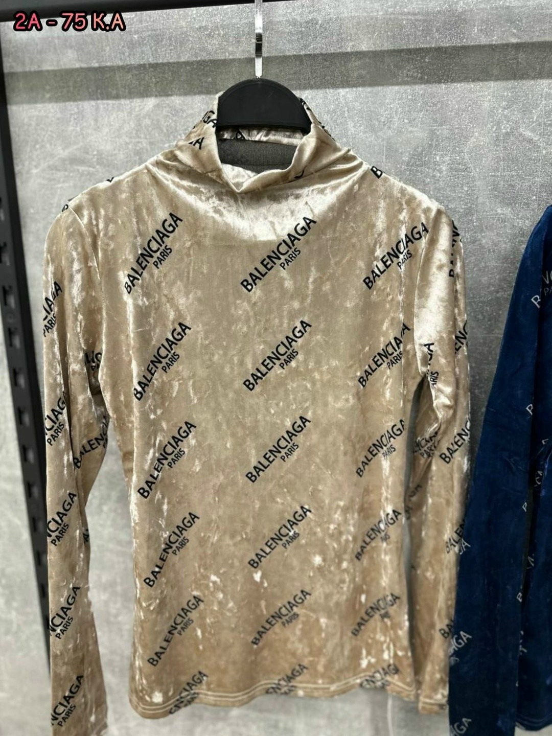 водолазка balenciaga,джемпер бежевый,водолазка кофта,кофточка,женская водолазка