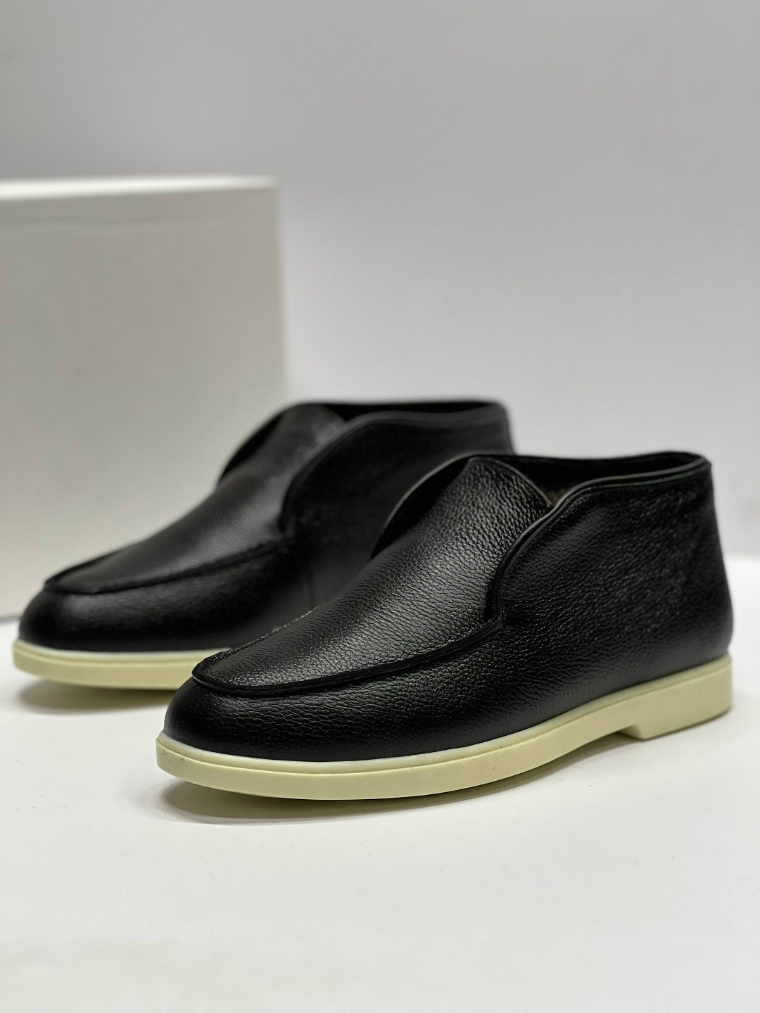 ,лоферы мужские,мужские кожаные лоферы,мужские утепленные лоферы,лоферы мужские loro piana