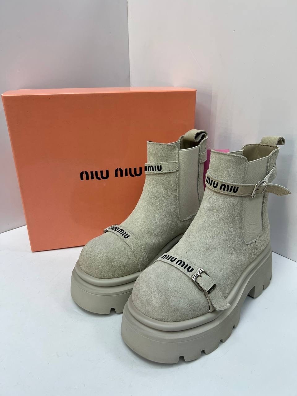 ,ботинки miu miu,ботинки miu,женские ботинки,ботинки для женщин