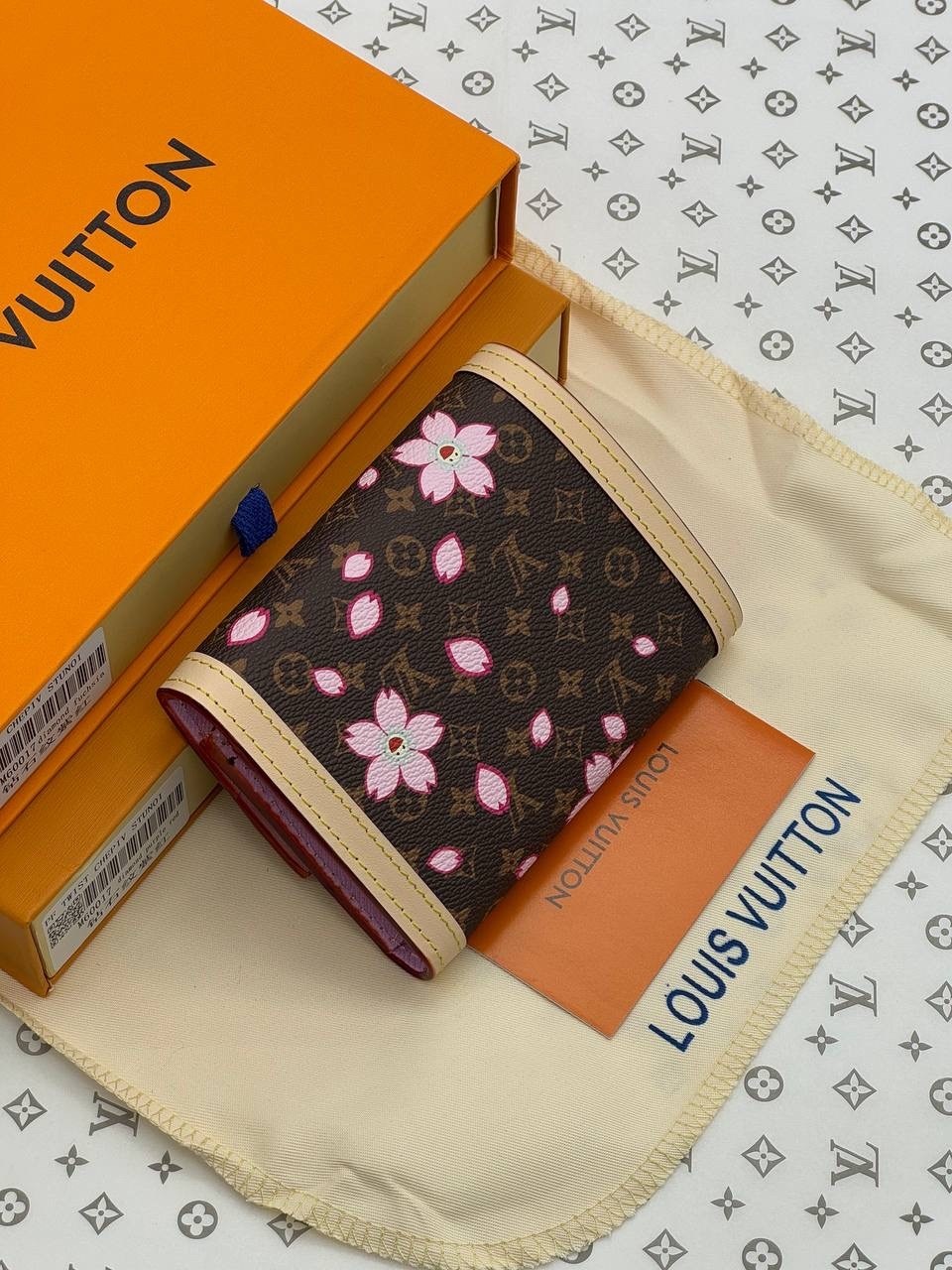 кошелек луи витон женский,louis vuitton takashi murakami,louis vuitton monogram,кошелек луи виттон,кошелек женский луи виттон
