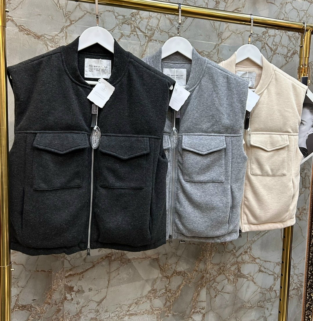 костюм brunello cucinelli,кашемировый костюм brunello cucinelli,спортивный костюм brunello cucinelli,кашемировый костюм,модные костюмы