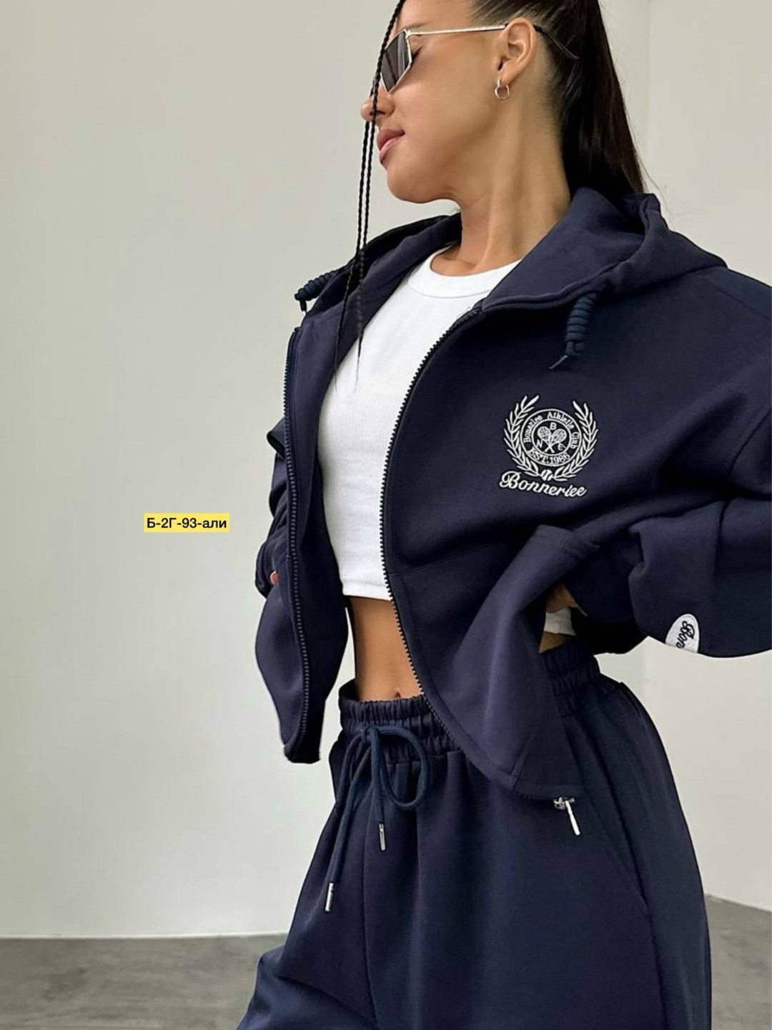 модные костюмы,костюмы спортивные,костюмы женский,костюм для женщин,свитшот и толстовка