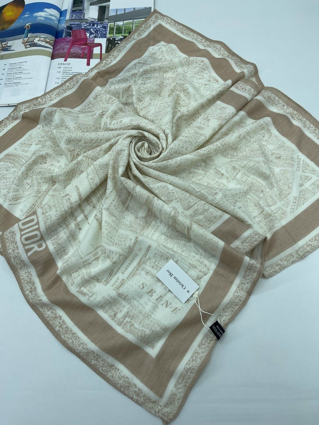 женские платки,платок брендовый,платки шарф,шелковый платок,платок палантин