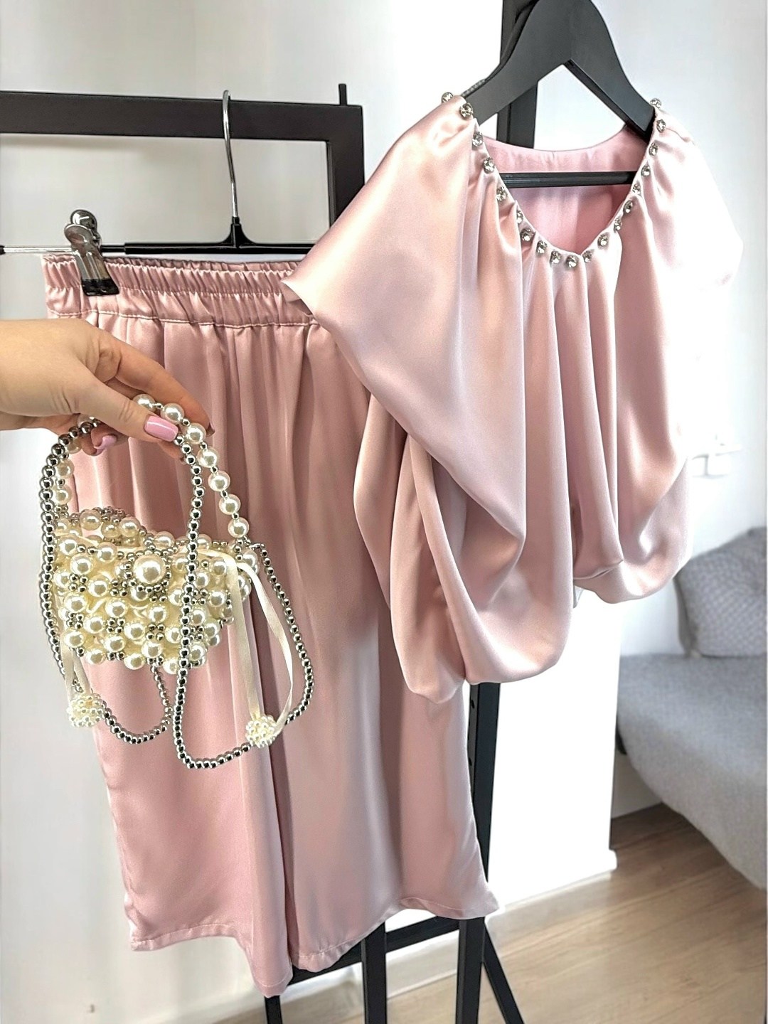 стильные костюмы,костюм для дома,шелковый брючный костюм,юбка с кофтой