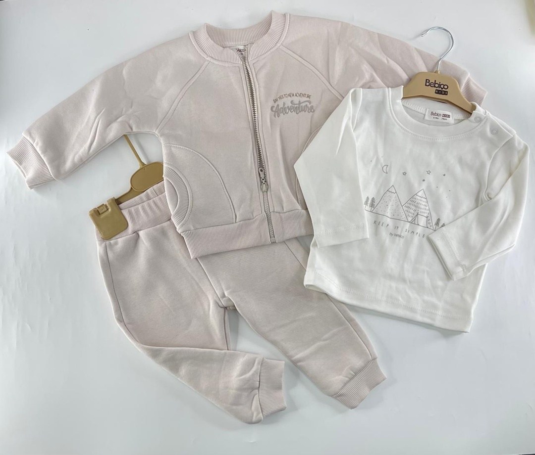 комплект одежды для малыша,комплект для малыша,одежда для малыша,костюмы для малыша,одежда для новорожденного