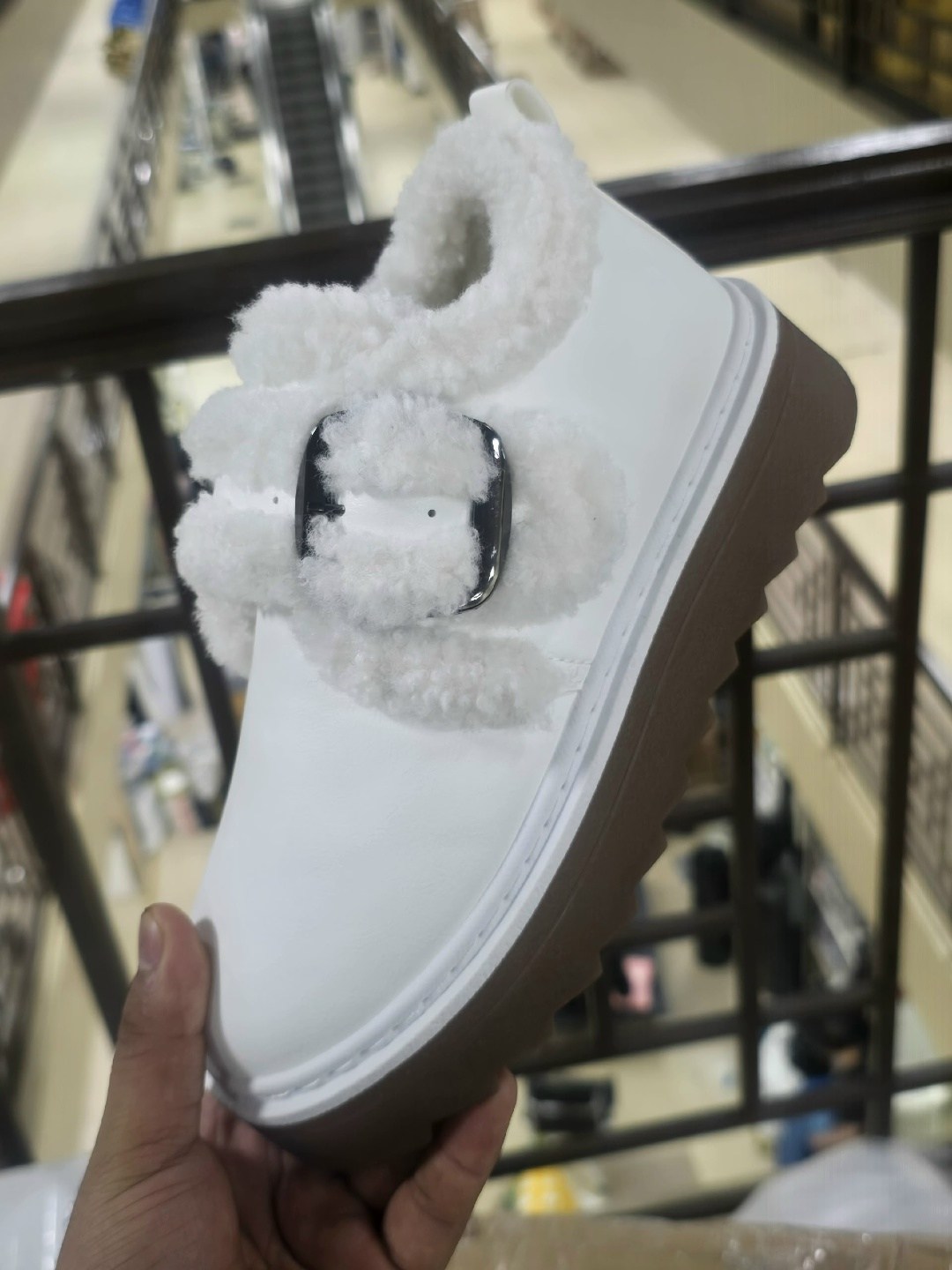 ,женские угги,угги женские зимние,зимняя женская ,угги зимние на платформе