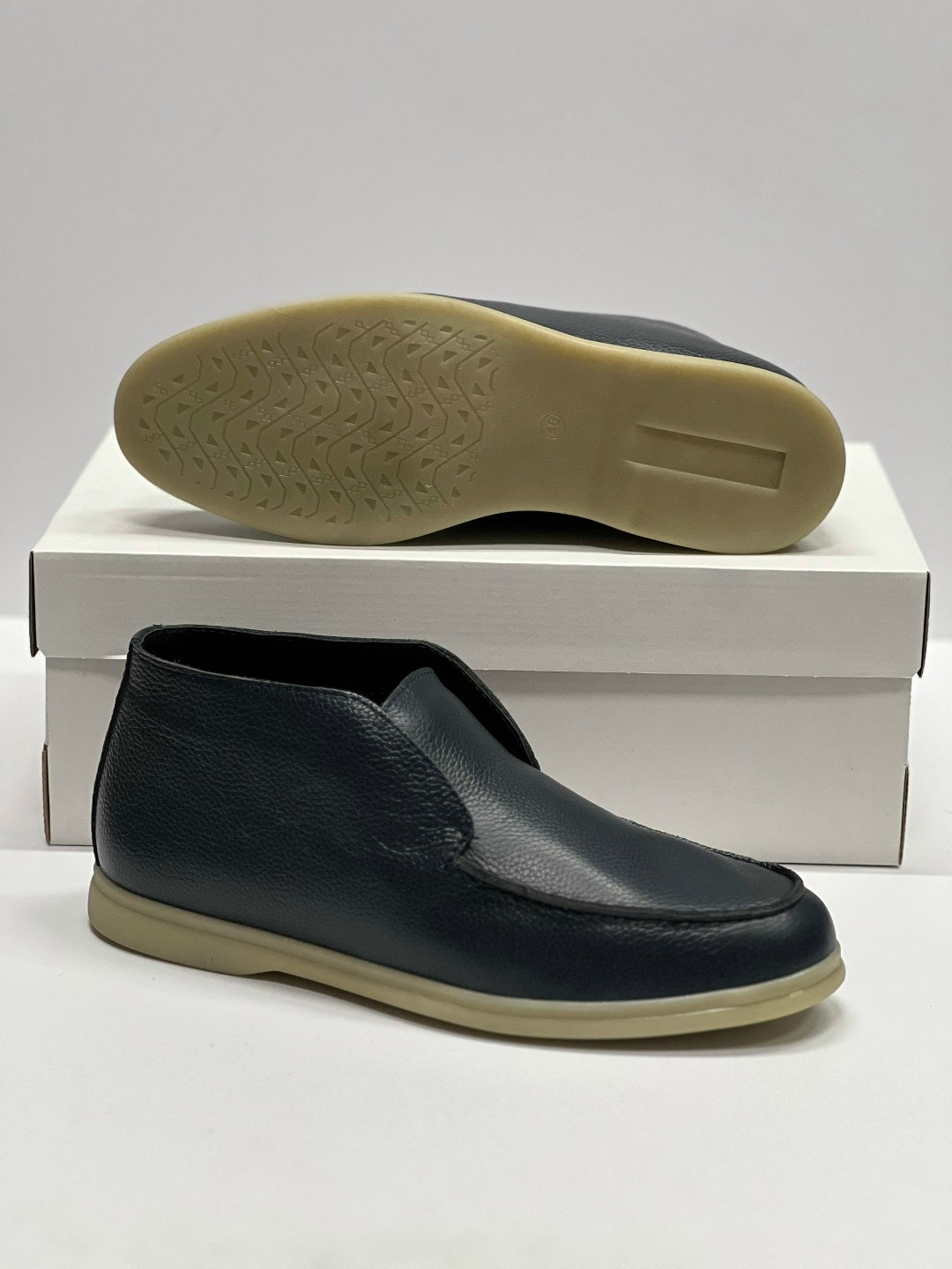 ,лоферы мужские loro piana,лоферы мужские,мужские кожаные лоферы,мужские ботинки