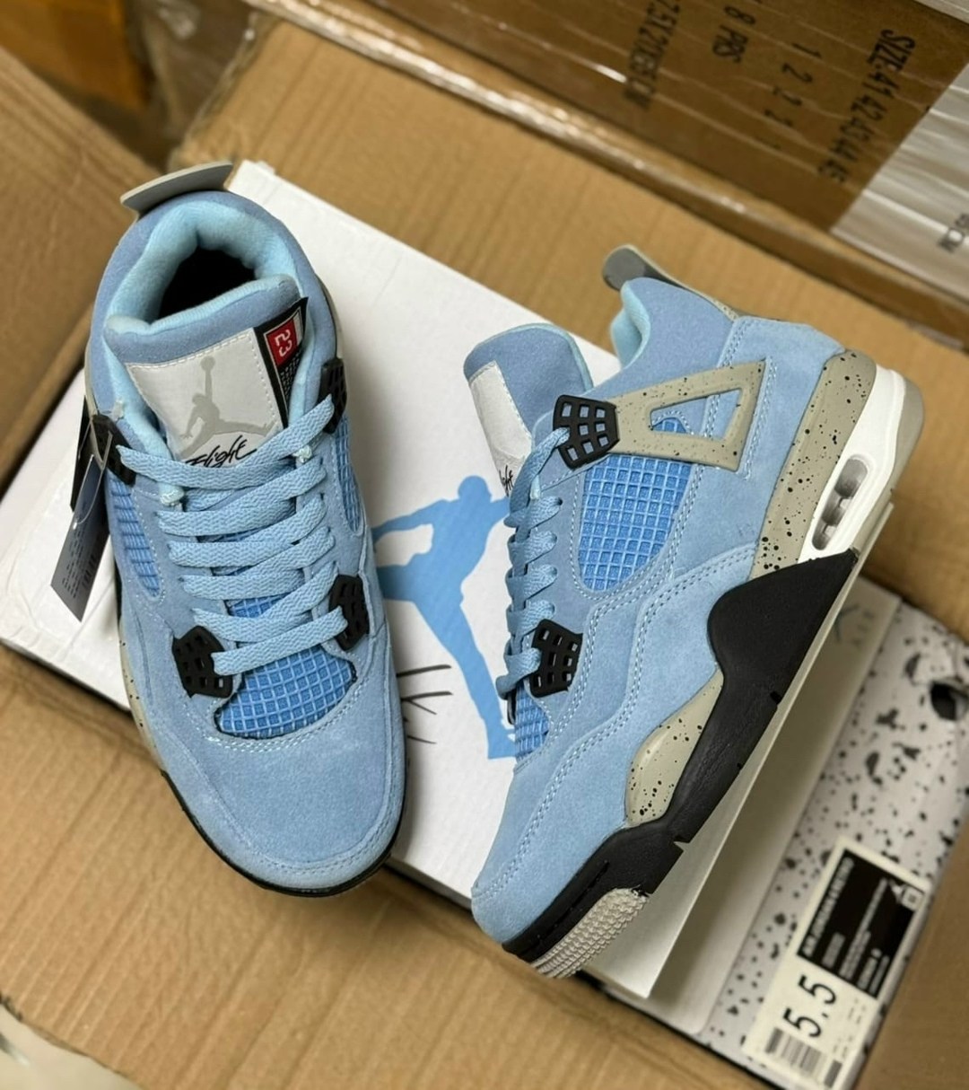 кроссовки nike air jordan 4 retro,кроссовки,кроссовки nike air jordan 4,nike air jordan 4 retro university blue,кроссовки air jordan 4 university blue