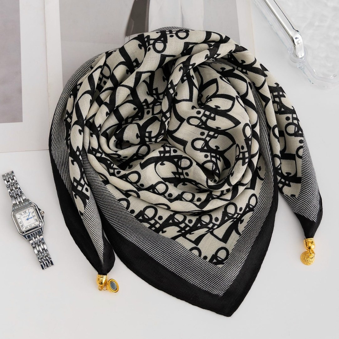 шелковый шарф,платки шарфы,платки женские,шелковые платки,шарф женские