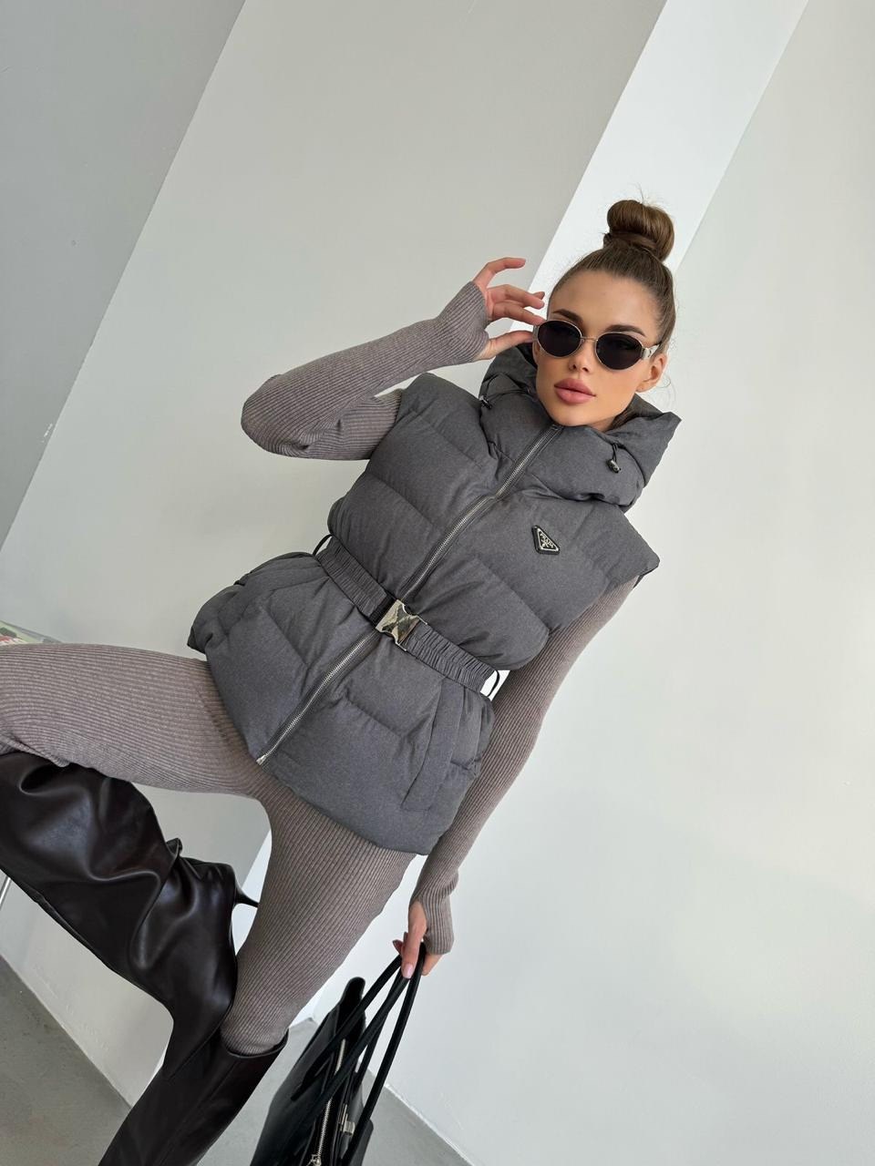 жилетка женская,жилет,жилет теплый,серая жилетка,демисезонная жилетка