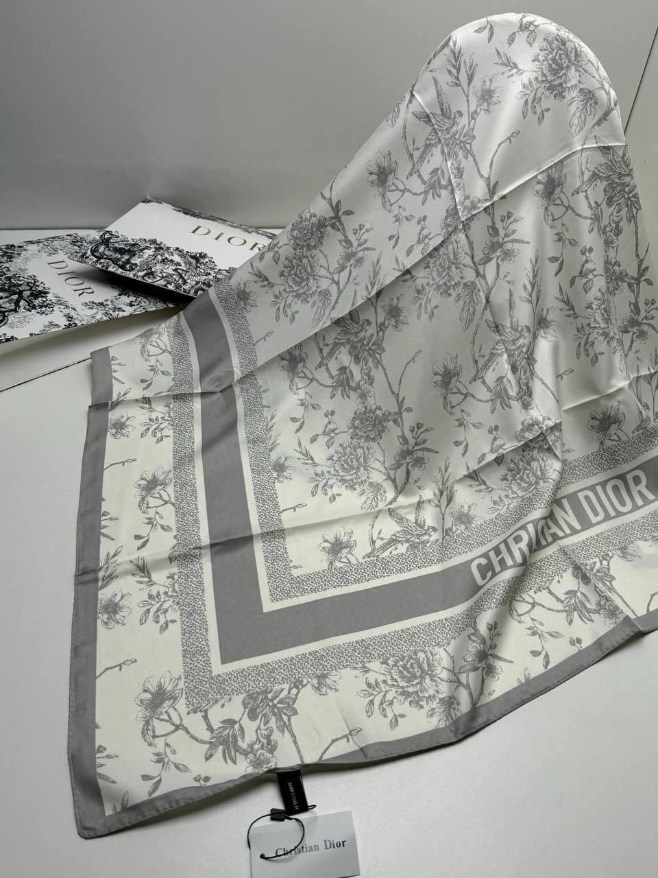 шелковый шарф,шарфы для женщин,шарфы и платки,шелковые платки,платки женские