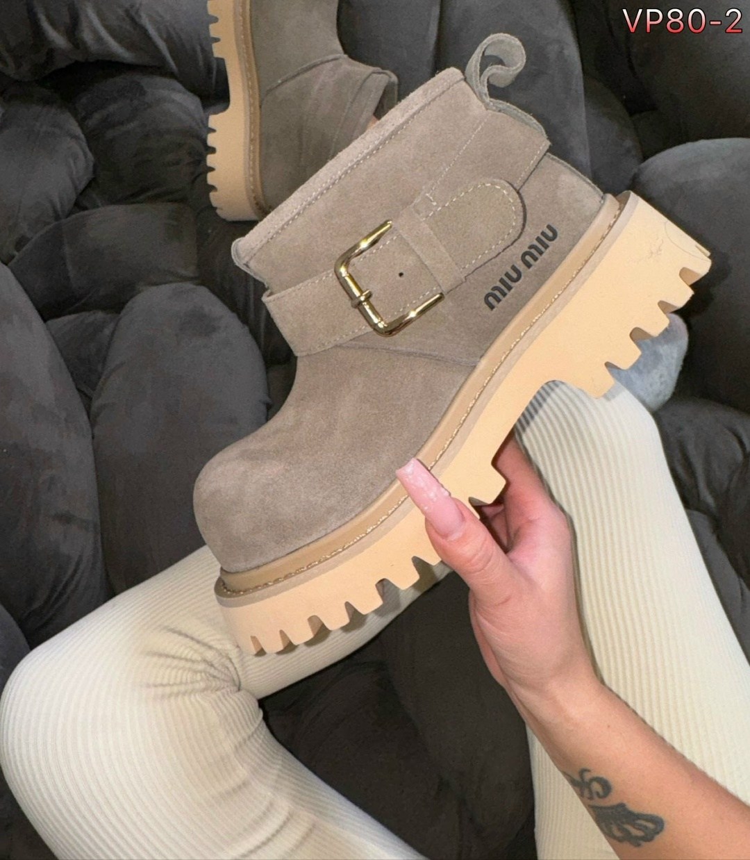 ,угги женские, женская,зимняя  женская,ботинки зимние замшевые на платформе