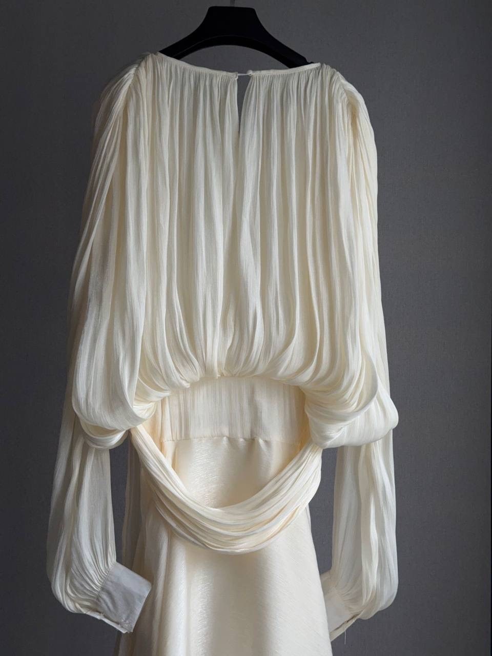 девушка,платье модное,стильные наряды,стильное платье,платье