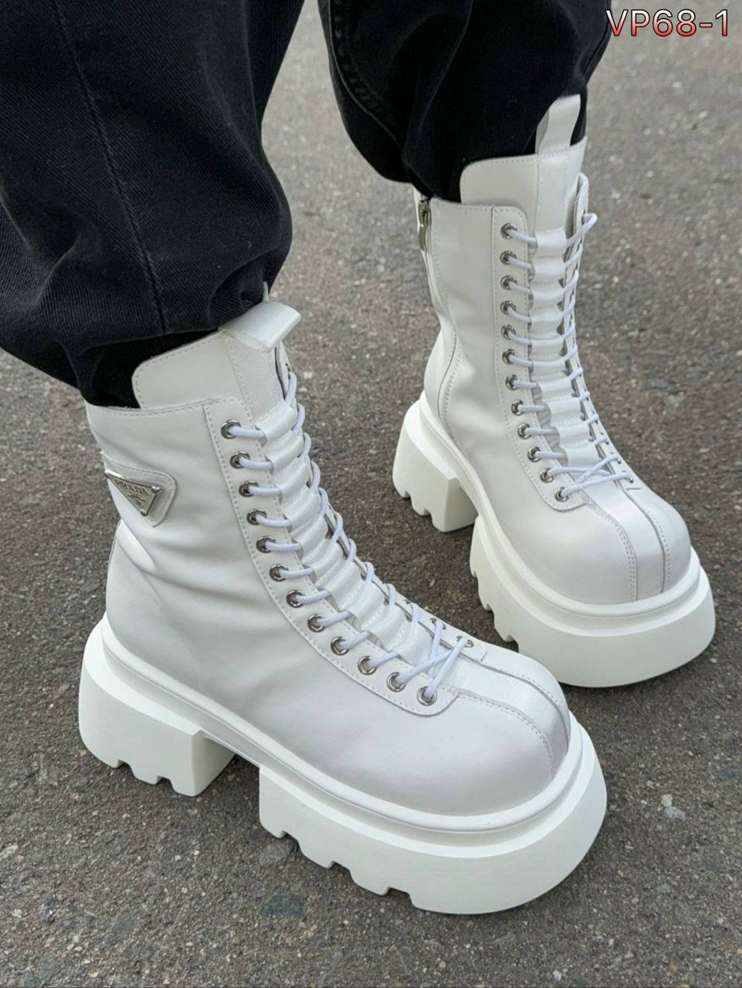 ,женские ботинки на платформе,ботинки женские,ботинки модные,белые ботинки